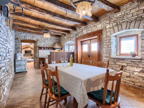 Holiday Home Narcis by Interhome in Heki