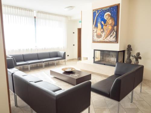 阿西西 Domus Laetitiae Assisi 2星级 酒店 套房