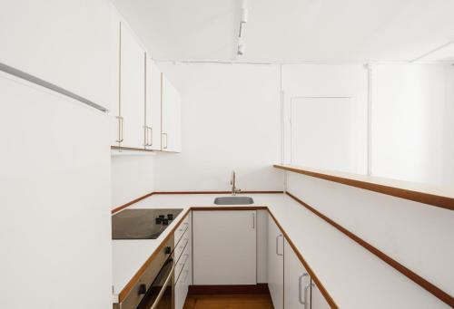 Cosy 2-bed in great Inner City location - image 10