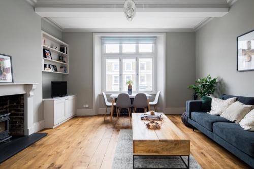 Homely Parkside 2-Bed Apartment in Primrose Hill, Londres