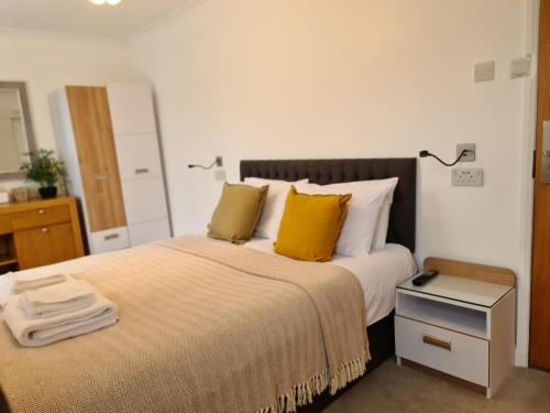 Torland Seafront Hotel - all rooms en-suite, free parking, wifi