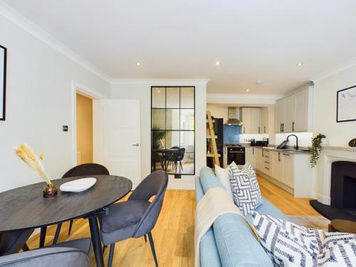 Be London - The Warwick Avenue Residences - image 2
