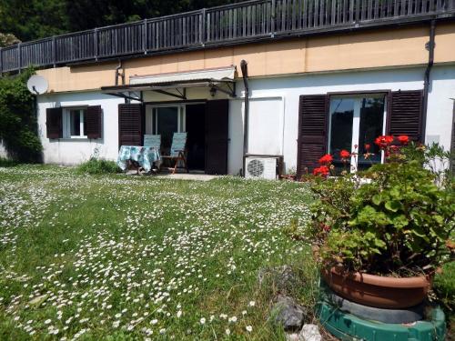 Ferienhaus in mediterraner Kulisse, ideal für Ausflüge zur Cinque Terre oder für einen Urlaub mit Ihrem Hund in Piana Battolla
