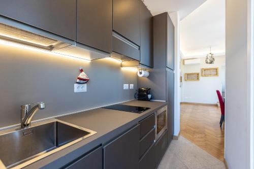 Argentina Penthouse by Rental in Rome - image 12