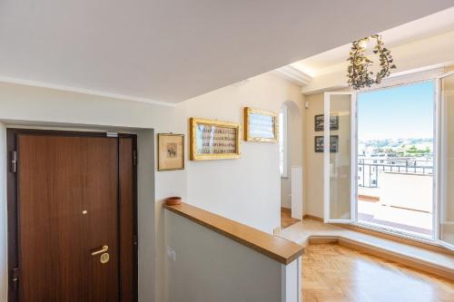 Argentina Penthouse by Rental in Rome - image 5