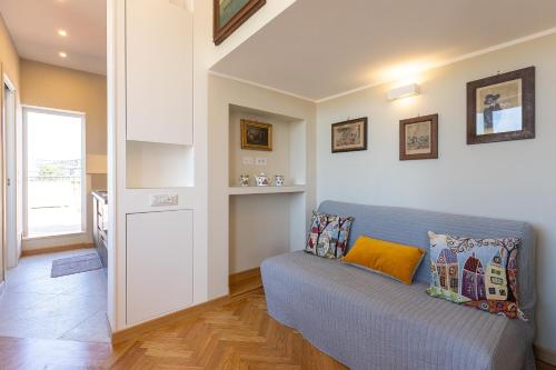 Argentina Penthouse by Rental in Rome - image 7