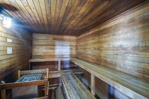 Boat Slip and Pools Waterfront Osage Beach Condo!