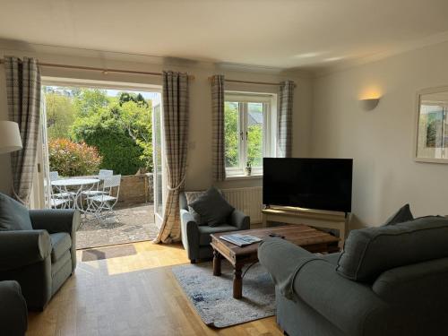 A szálláshely kívülről, Damson Cottage - Peaceful location, charming communal orchard & private patio garden in Dittisham