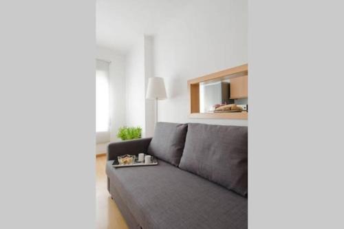 NEW Home Office - Free Wifi & Parking - Self Check-in - Daikin Airco, Lisbonne (photo 7)