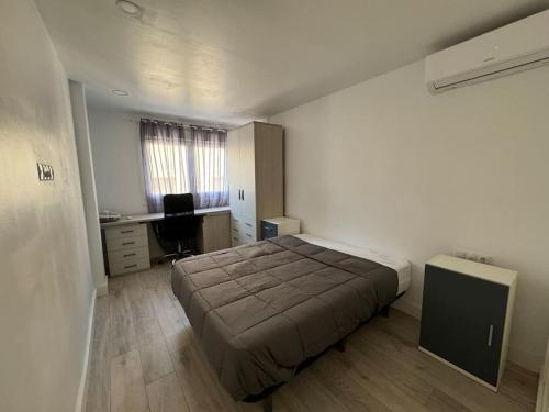 Centro ciudad A 7 minutos andando a Gibraltar Centro ciudad A 7 minutos andando a Gibraltar