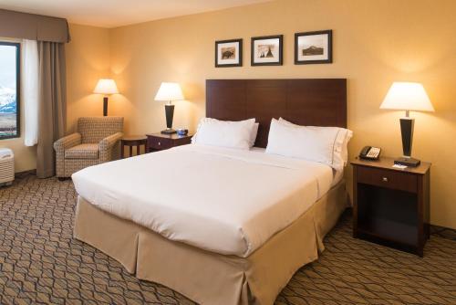 Glacier Peaks Hotel - image 10