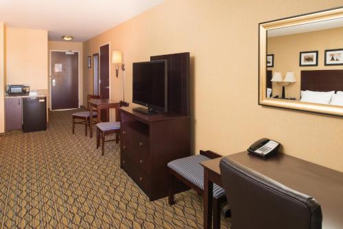 Glacier Peaks Hotel - image 14