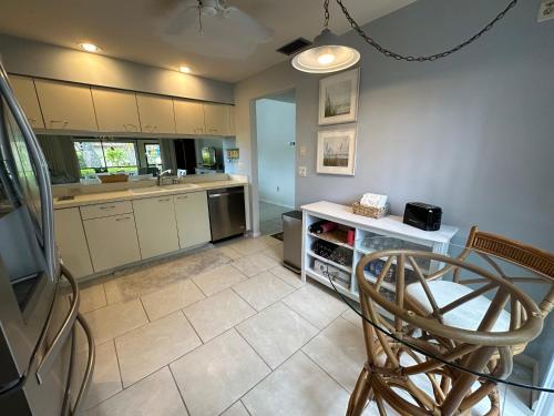 Kingsmere Villa Luxurious Retreat In The Meadows in Sarasota, USA