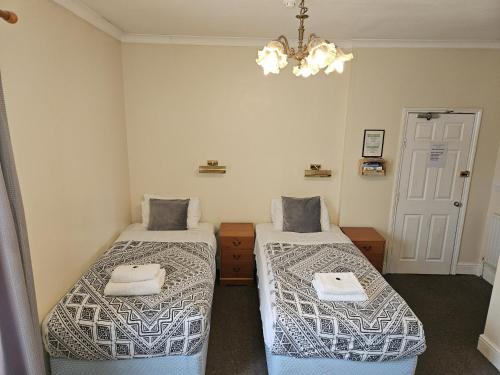 Rose Marie Guest House Room Type - Budget Twin Room