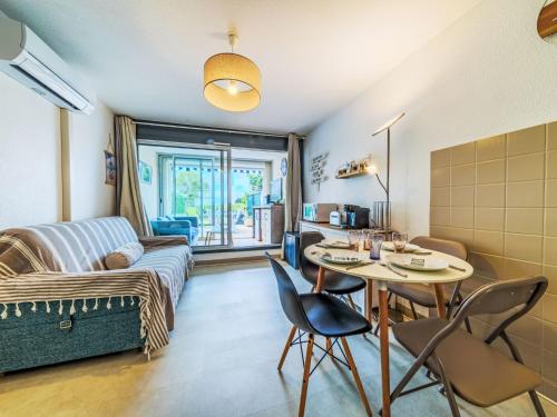 Studio Les Floralies II-13 by Interhome in Le Grau-du-Roi