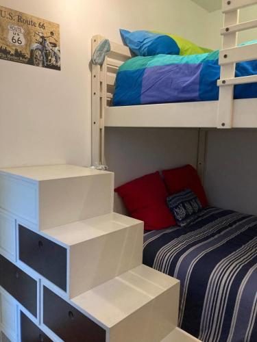 Super Apartement Near Montmartre - image 7