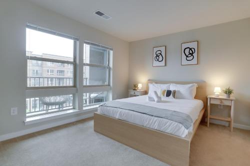 Charming Condo with Nice Amenities at Alexandria in Alexandria, USA
