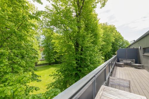Penthouse Stine - image 9