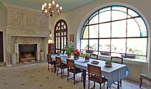 CHÂTEAU CAGNINACCI B&B 2