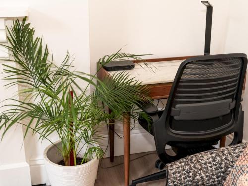 Comfort Style - Near Notting Hill - Pass the Keys - main image