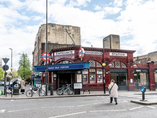 Comfort Style - Near Notting Hill - Pass the Keys - image 11