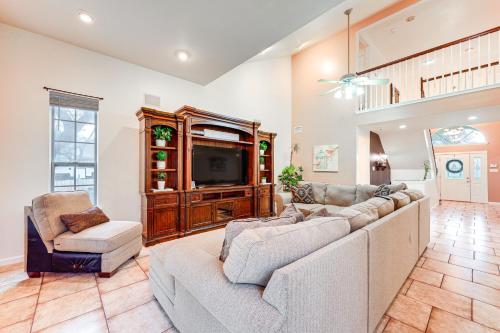 Spacious San Antonio Home with Grill and Private Yard! in San Antonio, USA