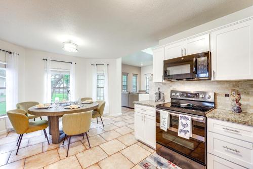 Spacious San Antonio Home with Grill and Private Yard! in San Antonio, USA