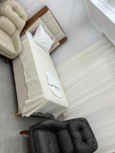 Two-Bedroom Apartment image 3