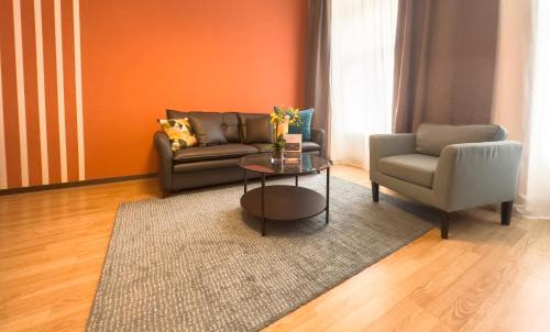 2 Bedroom Apartment near Westbahnhof Metro U3 - main image