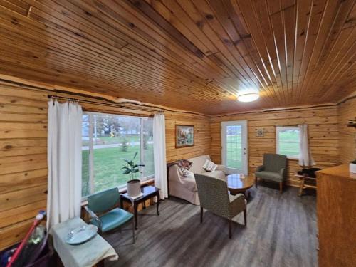 Peacful Acres farm in Scottville, USA