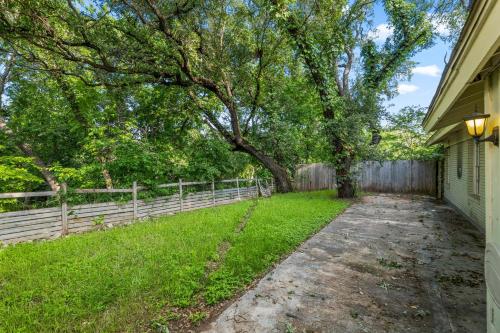 Spacious 4Bed Home in South Atx Monthly Rental in Austin, USA