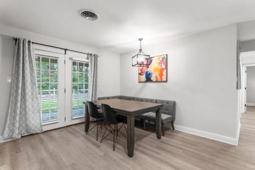 Spacious 4Bed Home in South Atx Monthly Rental in Austin, USA