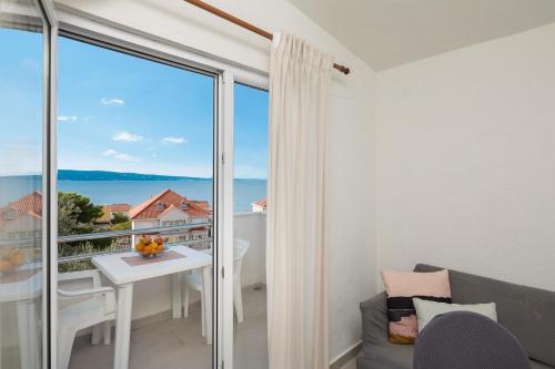 Apartments Roža – khách sạn tại Omis