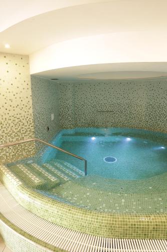 熱水浴缸, Hotel Terme Oriente - Beach & SPA in 伊斯其亞
