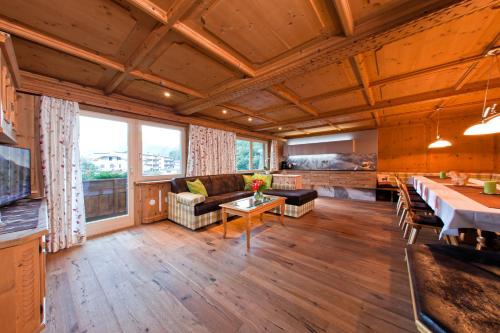 Chalet Tschallener in Ried Im Oberinntal