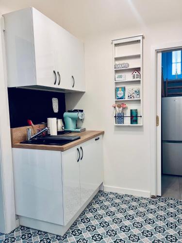 Modern apartment Na Hluboké in Prague, Prag (Foto 3)