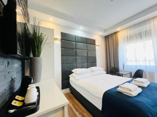 Two-Bedroom Apartment with Balcony