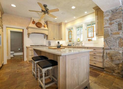 Entire Estate-High Country-Valle Crucis-Sleeps 12 in Valle Crucis (NC)