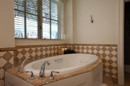Entire Estate-High Country-Valle Crucis-Sleeps 12 in Valle Crucis (NC)