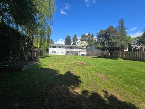 Sunny Estate in Maple Ridge District Municipality, Canada