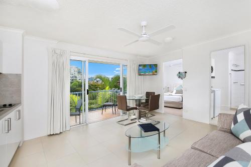 Beachside Mooloolaba Room Type - Superior One-Bedroom Apartment