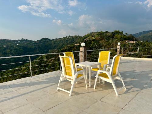 Balcony/terrace, Mirador FlorMaria in Tesorito