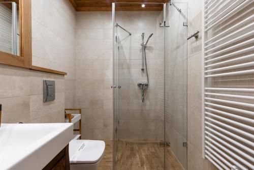 One-Bedroom Apartment image 1
