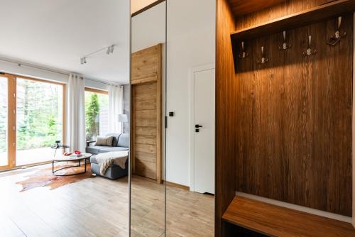 One-Bedroom Apartment image 2