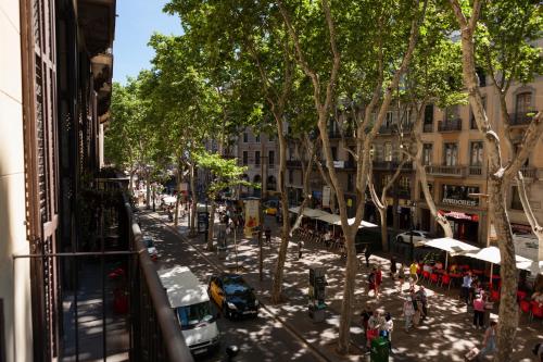 Ramblas Apartments - main image
