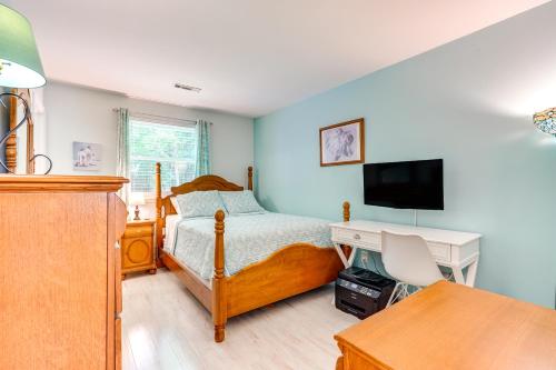 Cozy Goose Creek Escape with Patio and Grill in Goose Creek, USA
