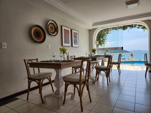 Yiyecek ve İçecekler, Byblos Pousada in Buzios Şehir Merkez