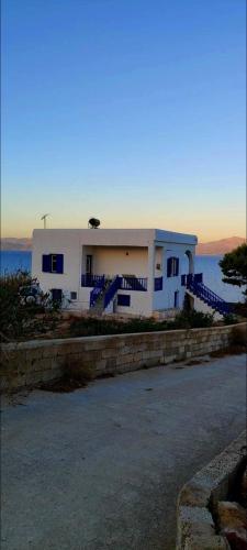 Pemandangan luar, Καραμπεικο in Paros Island
