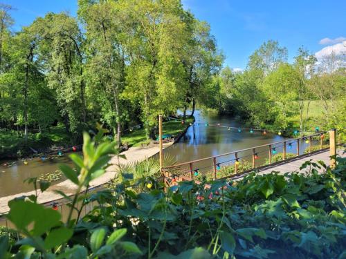 Le Moulin du Gué en Vendée Gite atypique et exceptionnel de 15 personnes au bord de l'eau à 30 minutes du PuyduFou