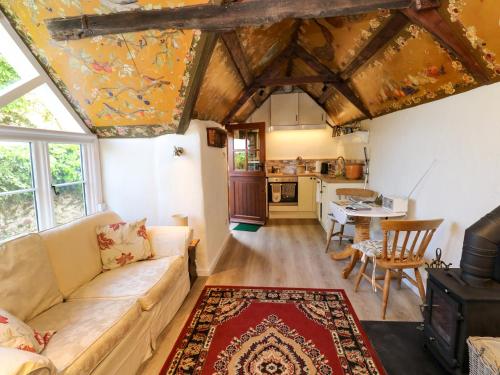 Toad Hall Cottage - image 5